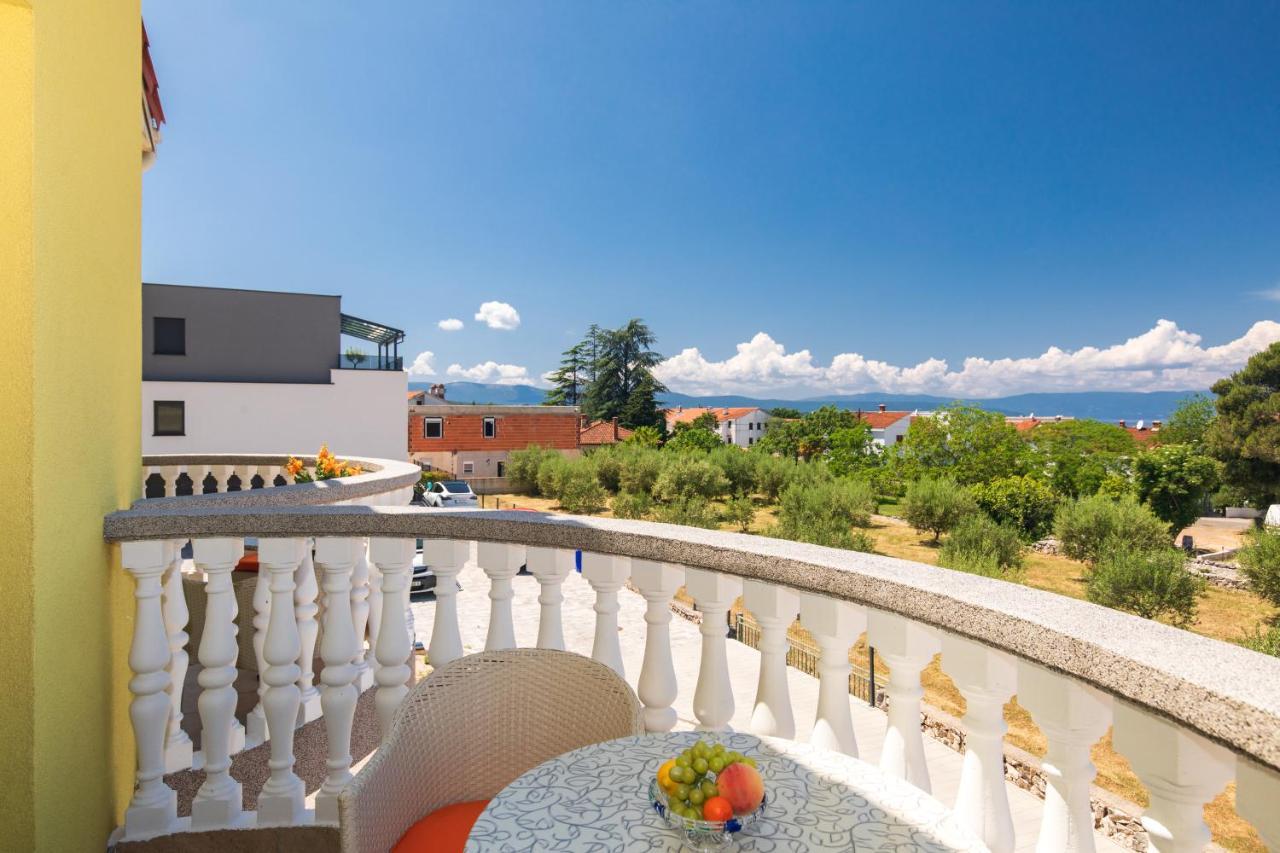 Vila Panorama By El-Pi Tours Malinska Exteriér fotografie
