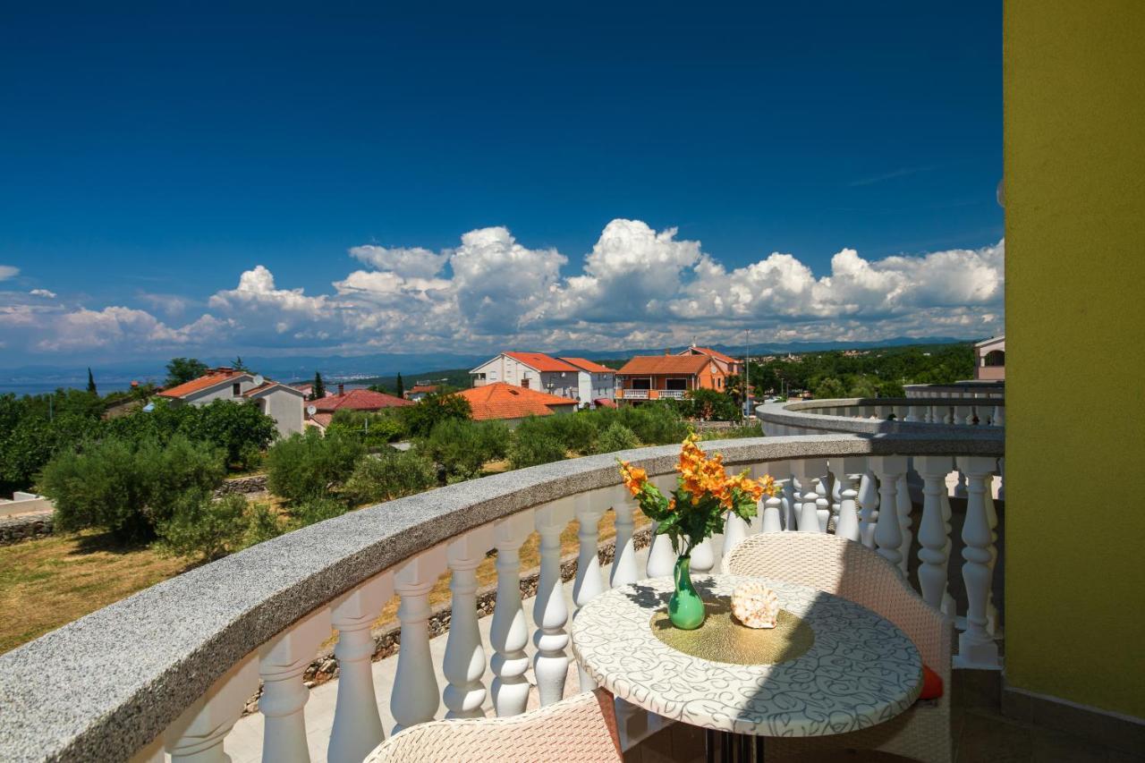 Vila Panorama By El-Pi Tours Malinska Exteriér fotografie