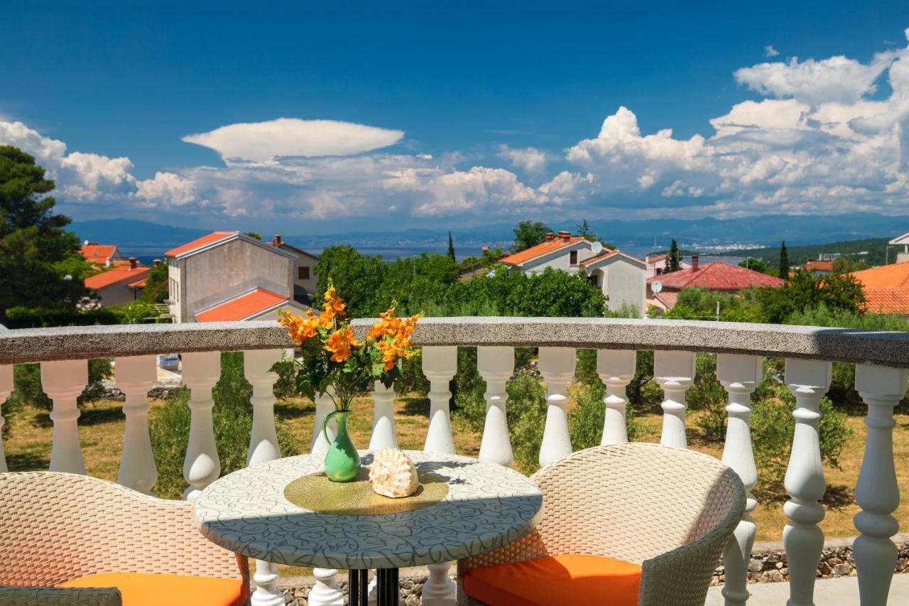 Vila Panorama By El-Pi Tours Malinska Exteriér fotografie